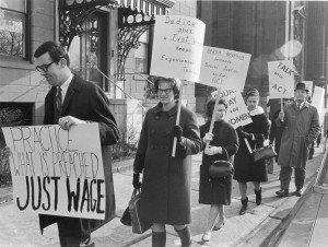 Members of the Association of Catholic Teachers picket outside Cardinal Krol’s office. (Robert & Theresa Halvey Photograph Collection, Philadelphia Archdiocesan Historical Research Center)