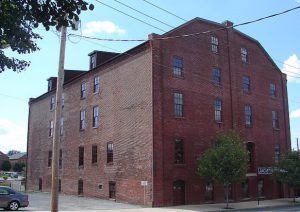 In the twentieth and twenty-first centuries, many tobacco warehouses and associated buildings were repurposed as apartments, restaurants, or hotel complexes, such as the Rosenbaum Tobacco Warehouse pictured here. (Wikimedia Commons)