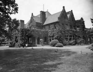 A 1946 image of the Episcopal Academy's Merion campus.