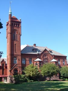 A 2011 photograph of the Lancaster Theological Seminary.