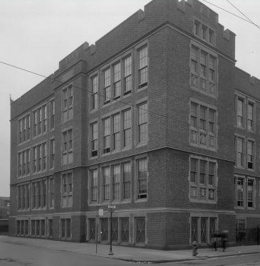 Photograph of school at Twelfth and Federal Streets.