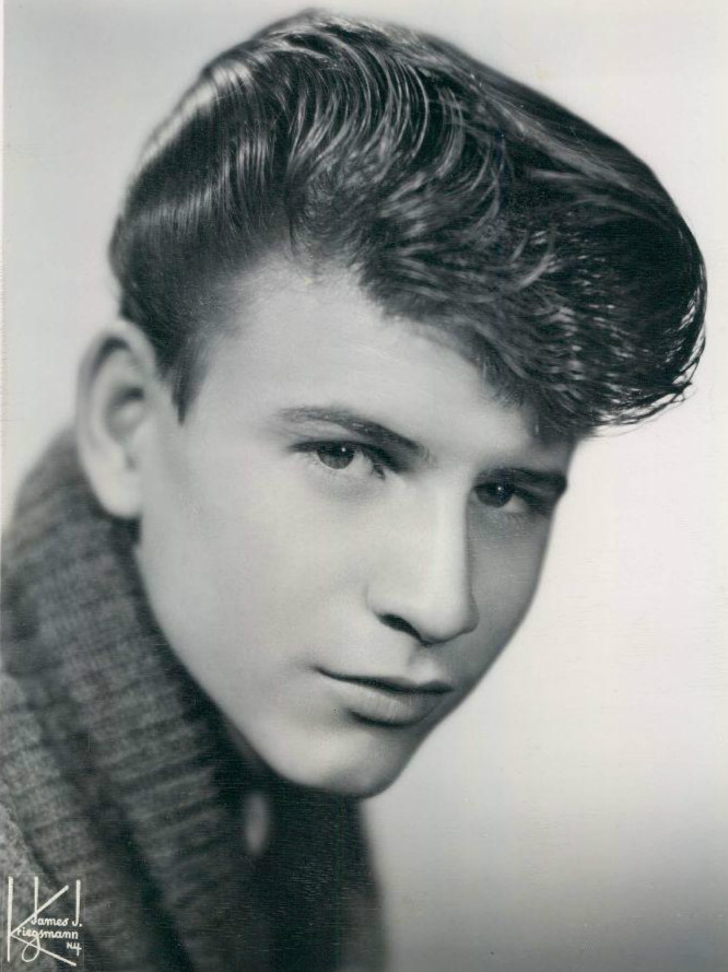 Photograph of singer Bobby Rydell in 1960